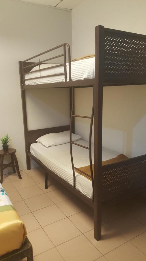 G99 Hotel Джордж Таун Екстериор снимка