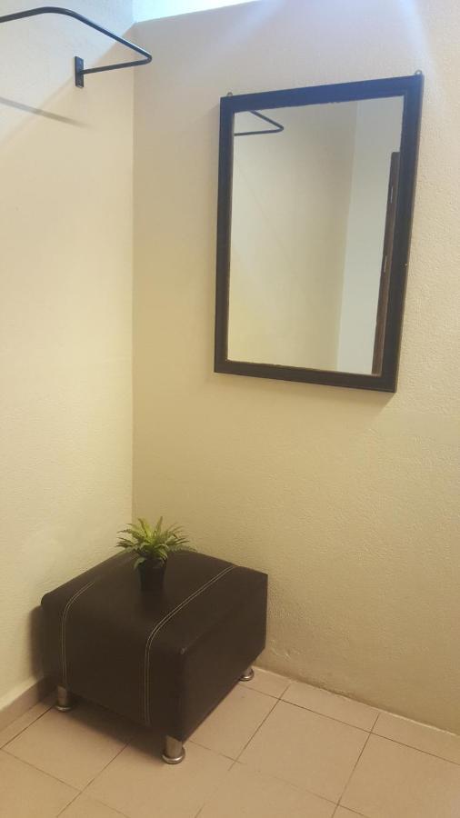 G99 Hotel Джордж Таун Екстериор снимка