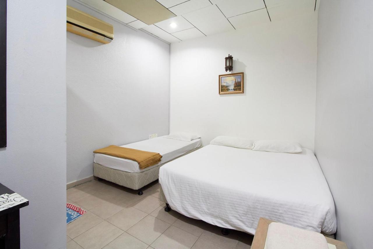 G99 Hotel Джордж Таун Екстериор снимка