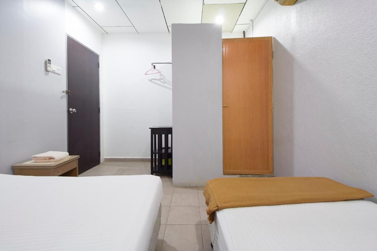 G99 Hotel Джордж Таун Екстериор снимка