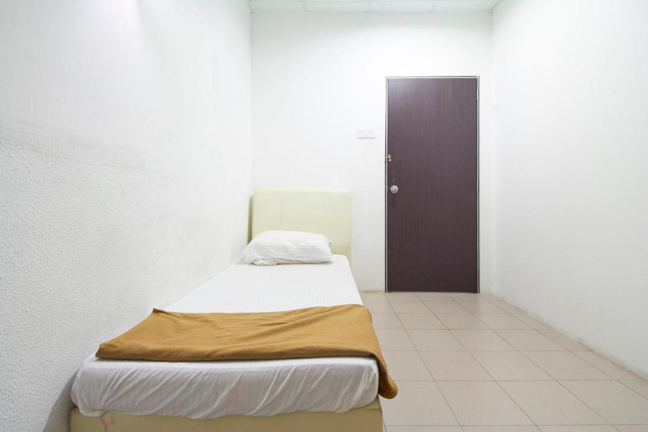 G99 Hotel Джордж Таун Екстериор снимка